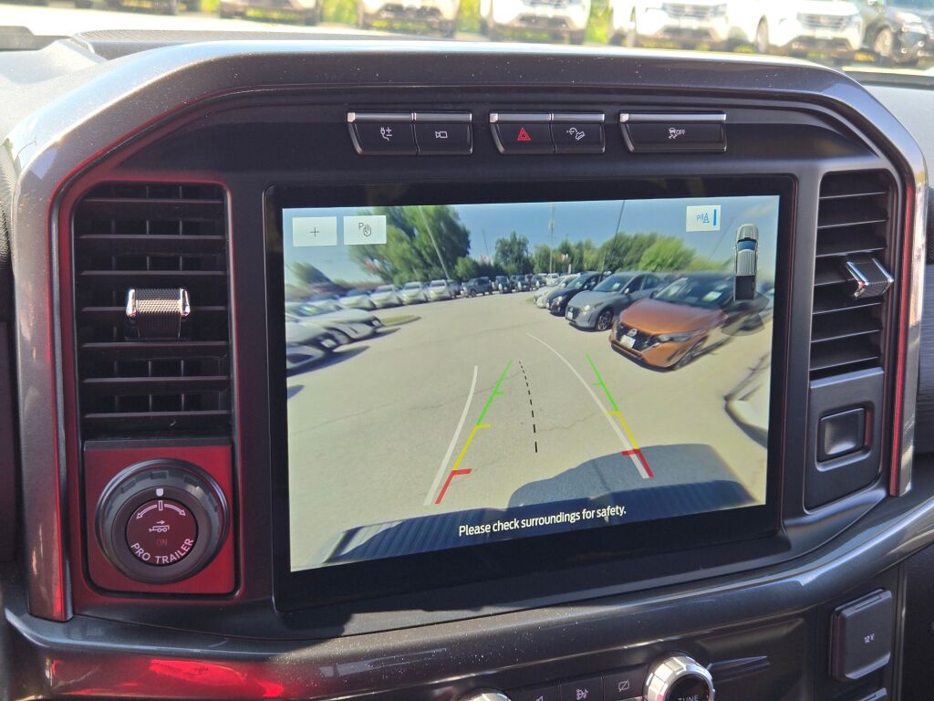 2022 Ford F-150 XLT photo 18