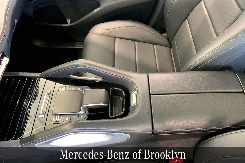 2023 Mercedes Benz GLE 450 4MATIC photo 5