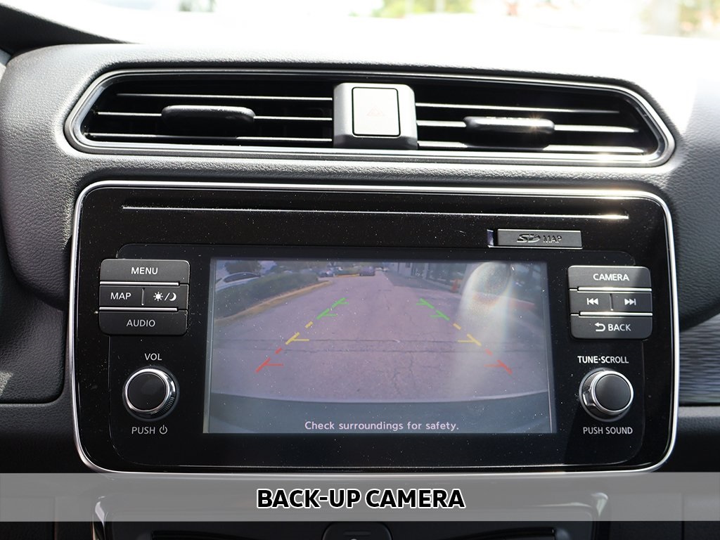 2018 Nissan Leaf SV photo 2