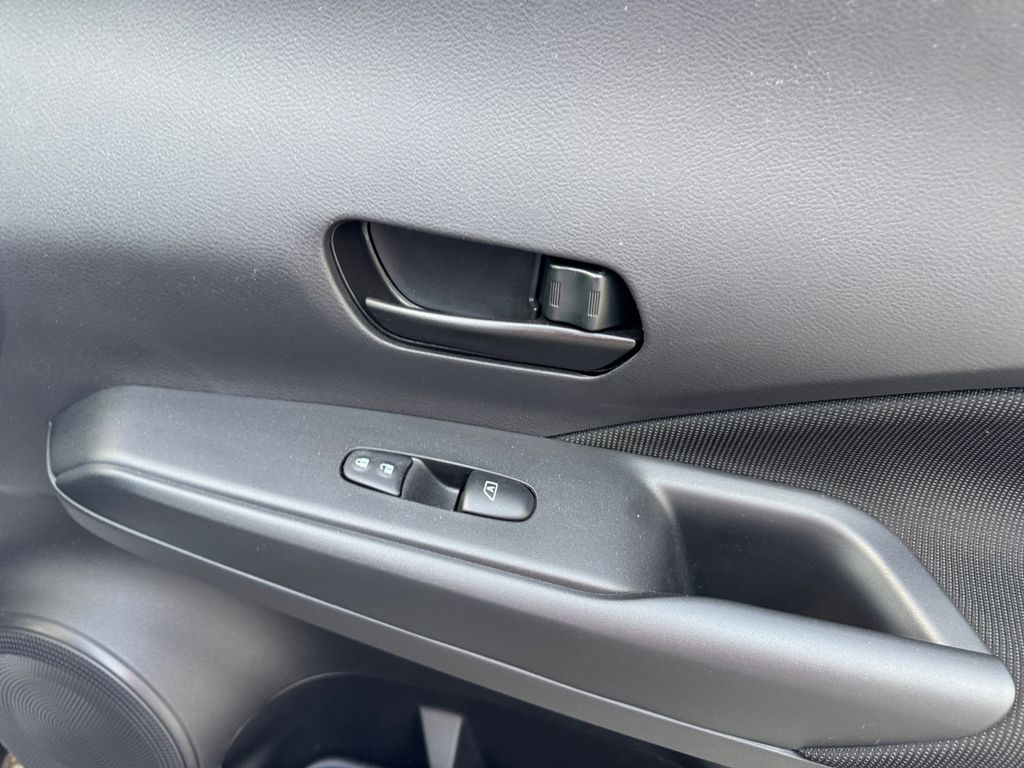 2024 Nissan Kicks S photo 15
