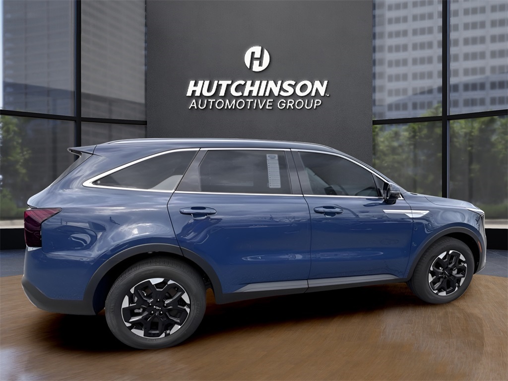 2025 Kia Sorento S photo 8