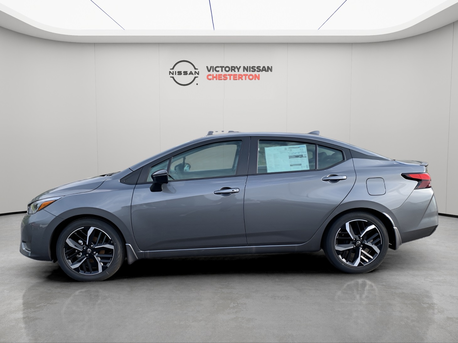 2025 Nissan Versa SR photo 2