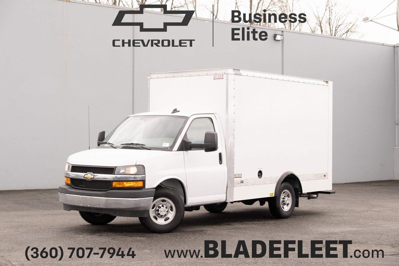 2024 Chevrolet Express Cutaway Base's photo