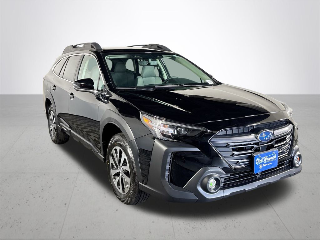 2025 Subaru Outback Premium photo 4