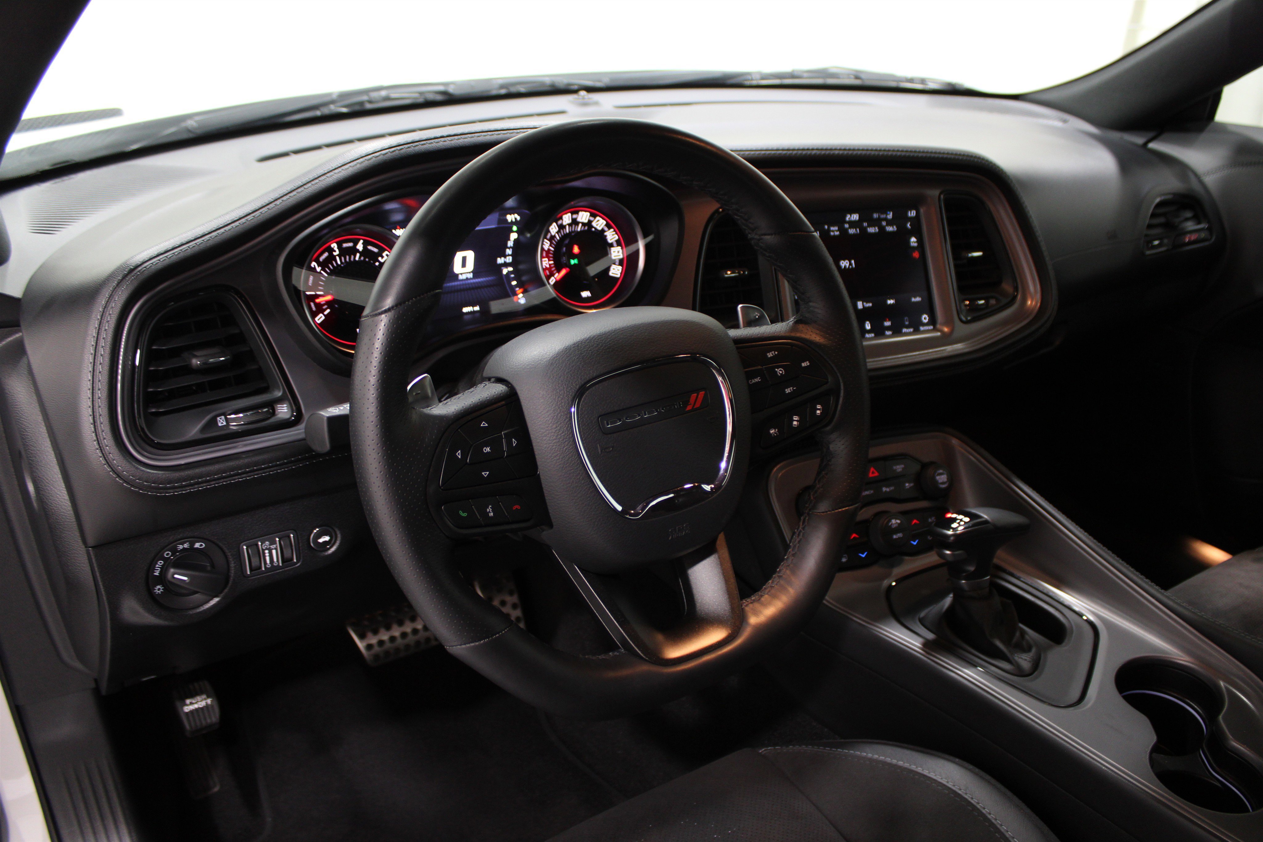 2023 Dodge Challenger R/T Scat Pack Widebody photo 2