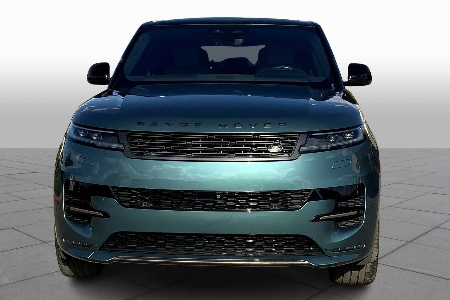 2023 Land Rover Range Rover Sport SE photo 3