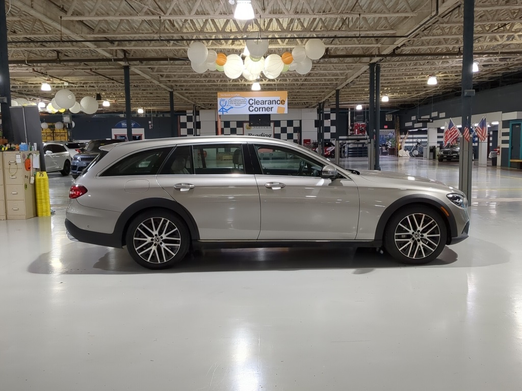 2023 Mercedes Benz E 450 4MATIC All-Terrain photo 2