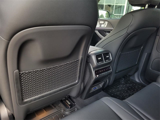 2025 Mercedes Benz GLS 450 4MATIC photo 30