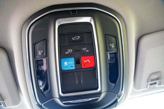2023 Jeep Grand Cherokee Laredo photo 21