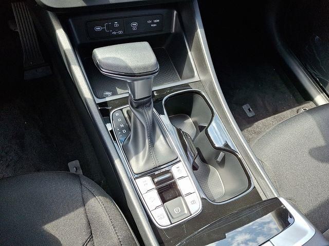 2025 Hyundai Tucson SE photo 10