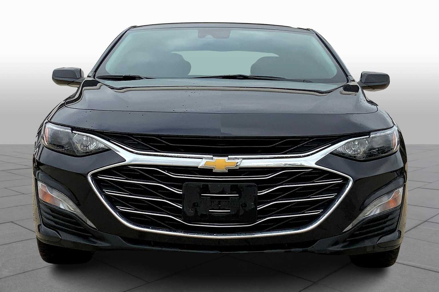 2023 Chevrolet Malibu 1LT photo 3