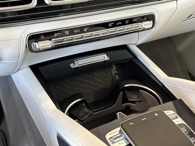 2025 Mercedes Benz GLS Maybach 600 4MATIC photo 40