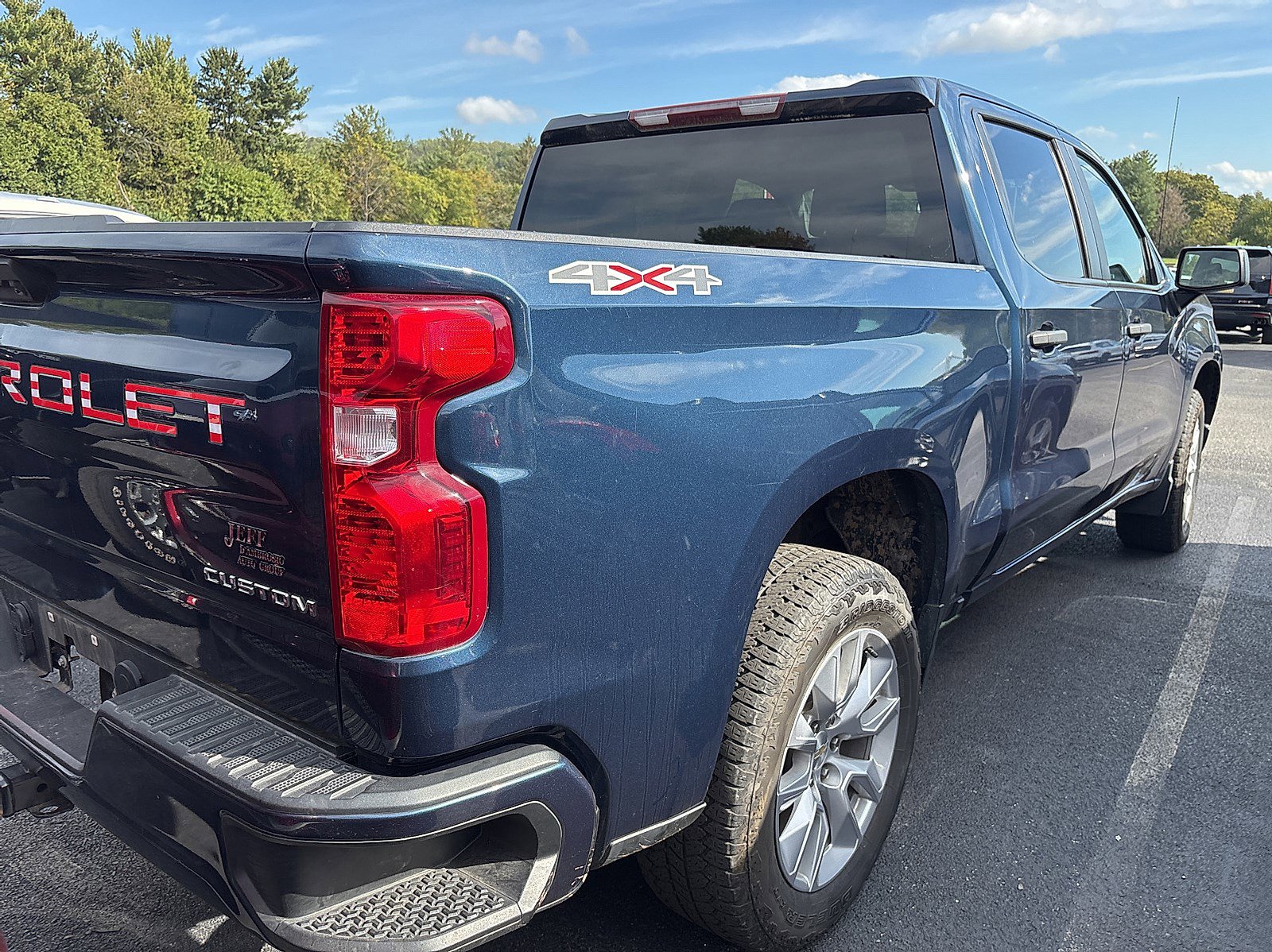 2022 Chevrolet Silverado 1500 Custom photo 4