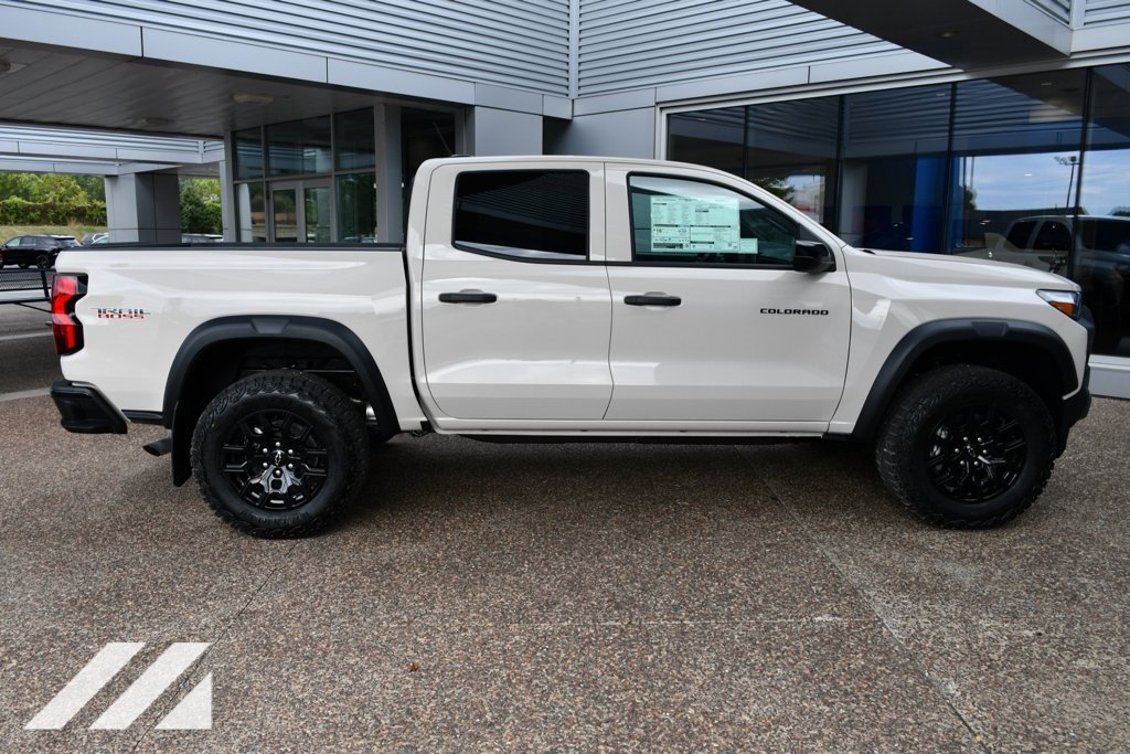 2026 Chevrolet Colorado Trail Boss photo 9