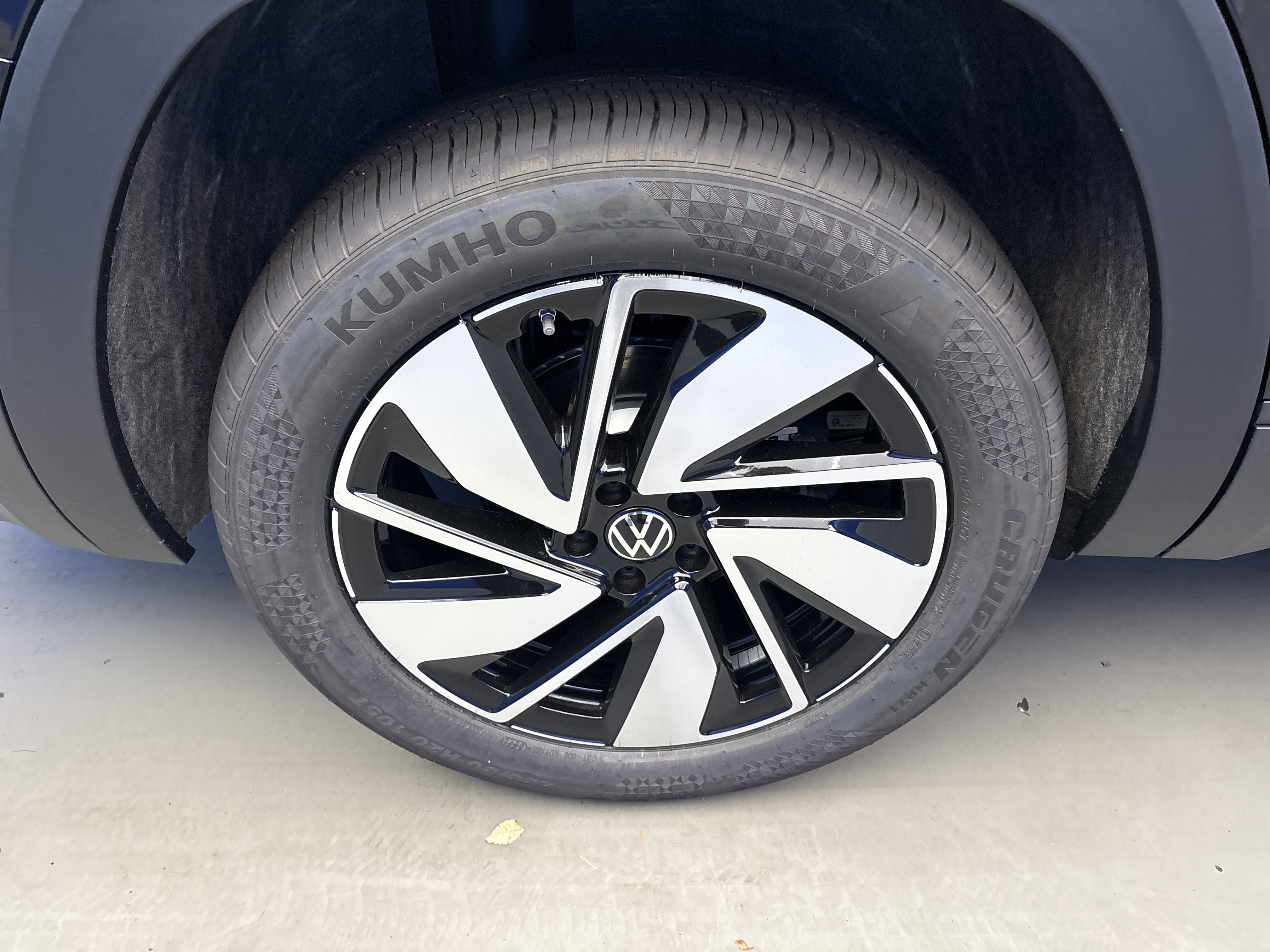 2026 Volkswagen Atlas SE Technology photo 5