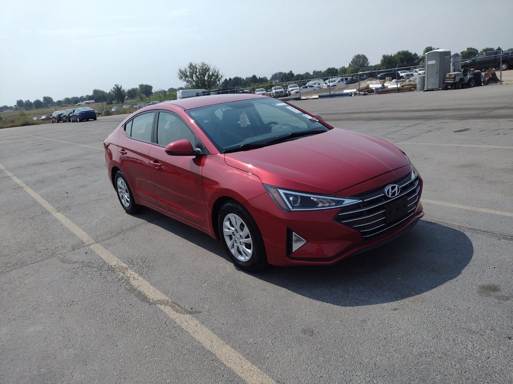 2019 Hyundai Elantra SE photo 3