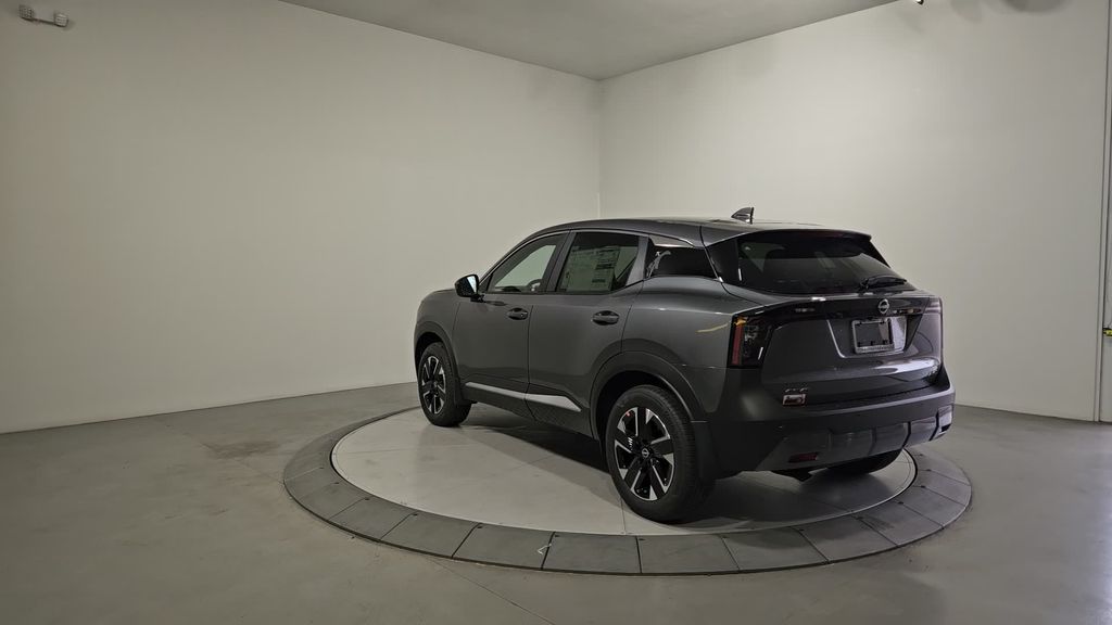 2025 Nissan Kicks SV photo 3