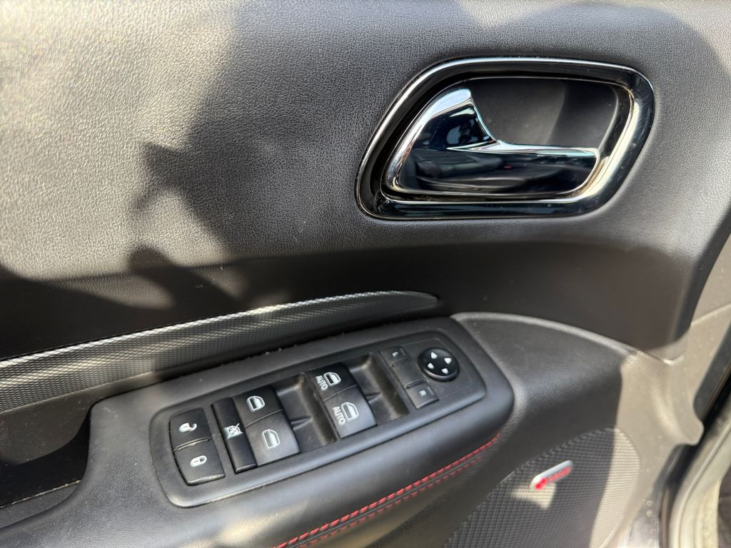 2018 Dodge Durango R/T photo 8