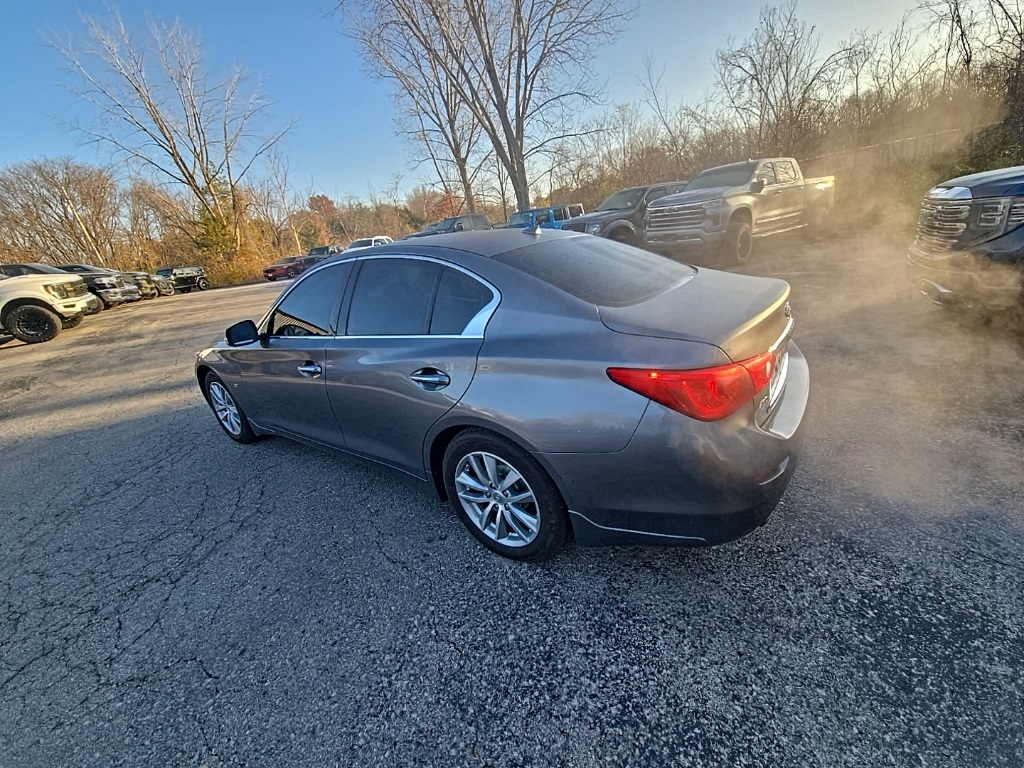 2015 Infiniti Q50 Premium photo 3