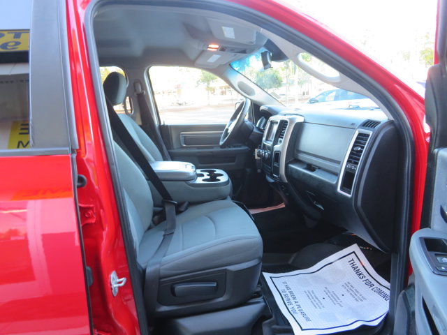2016 Ram 1500 SLT photo 14