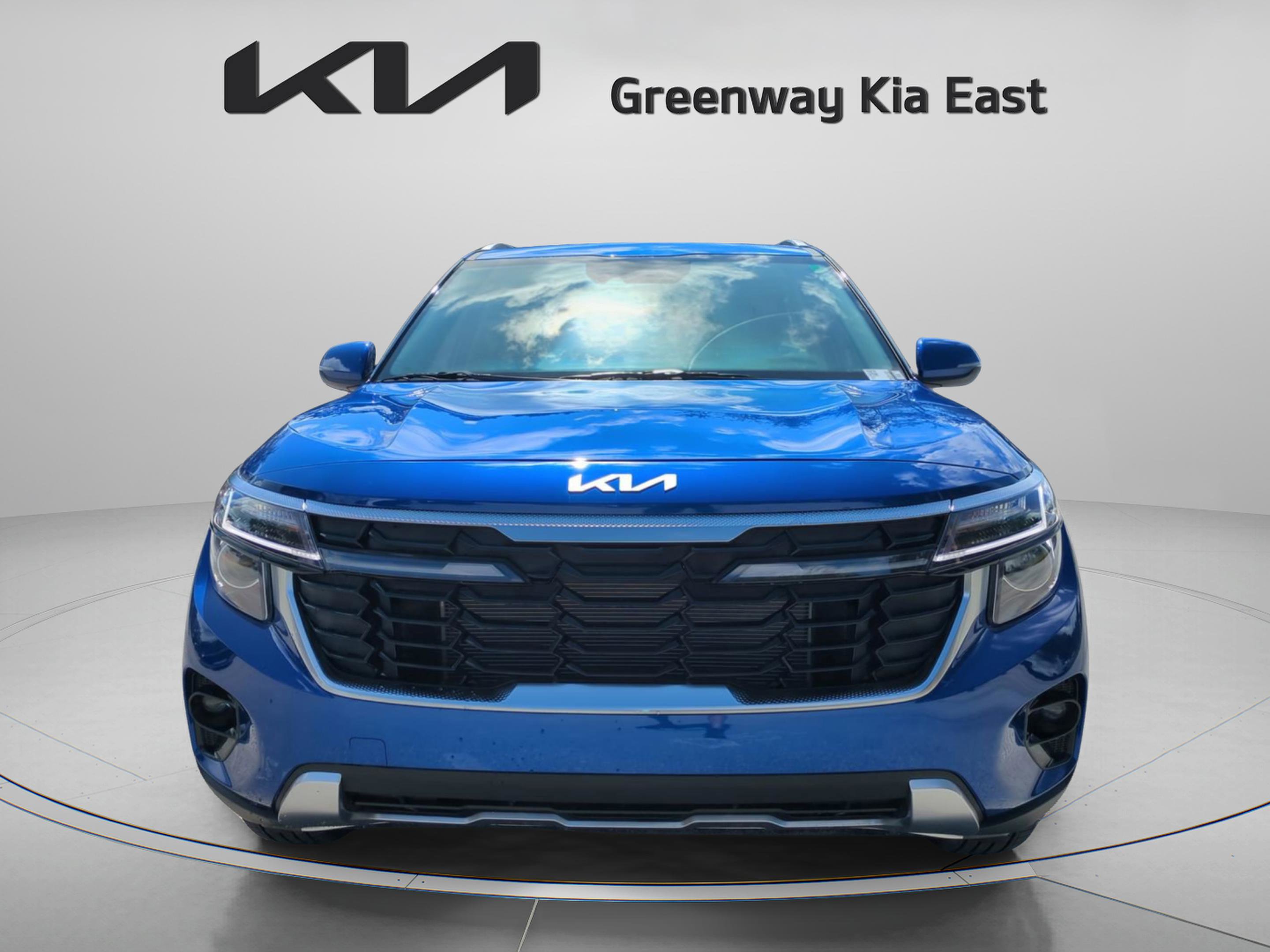 2026 Kia Seltos S photo 2