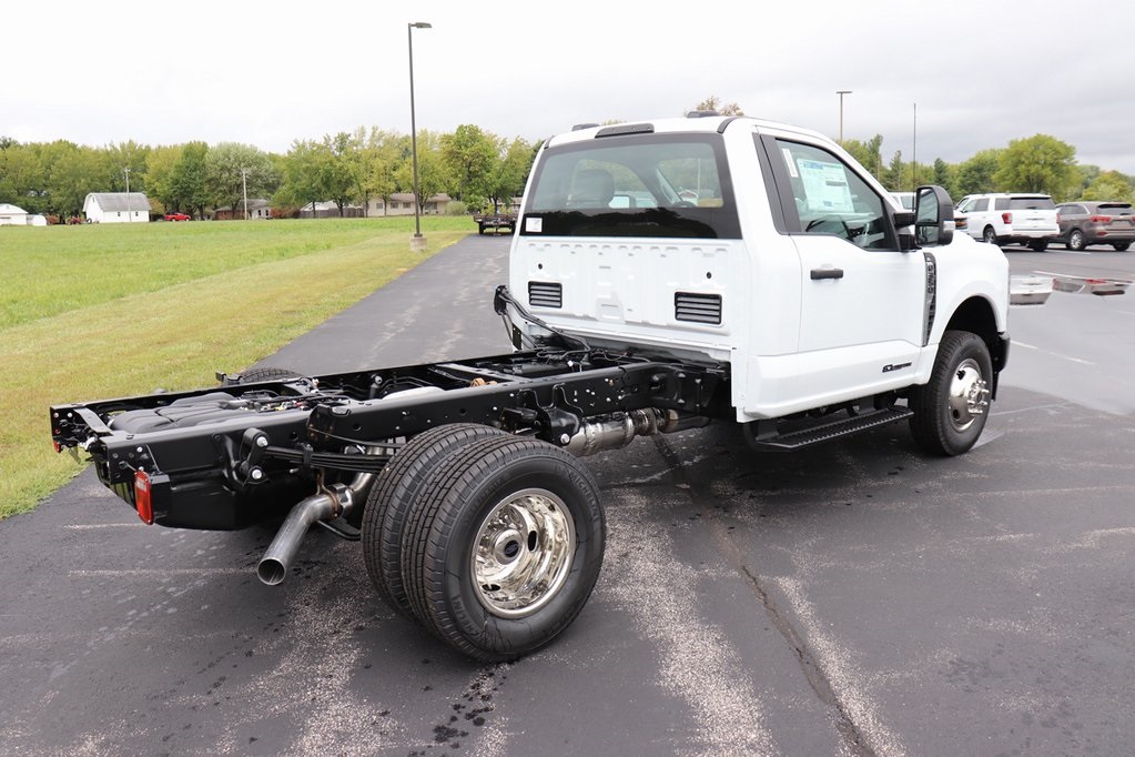 2026 Ford F-350 XL photo 12