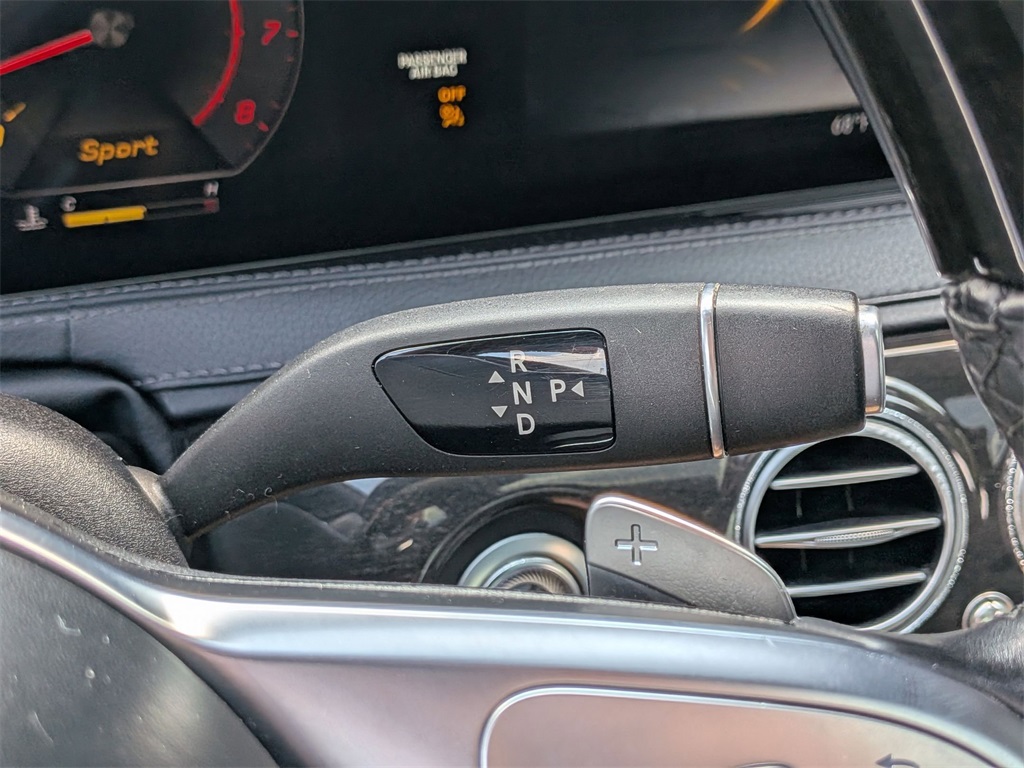 2019 Mercedes Benz S 560 photo 3