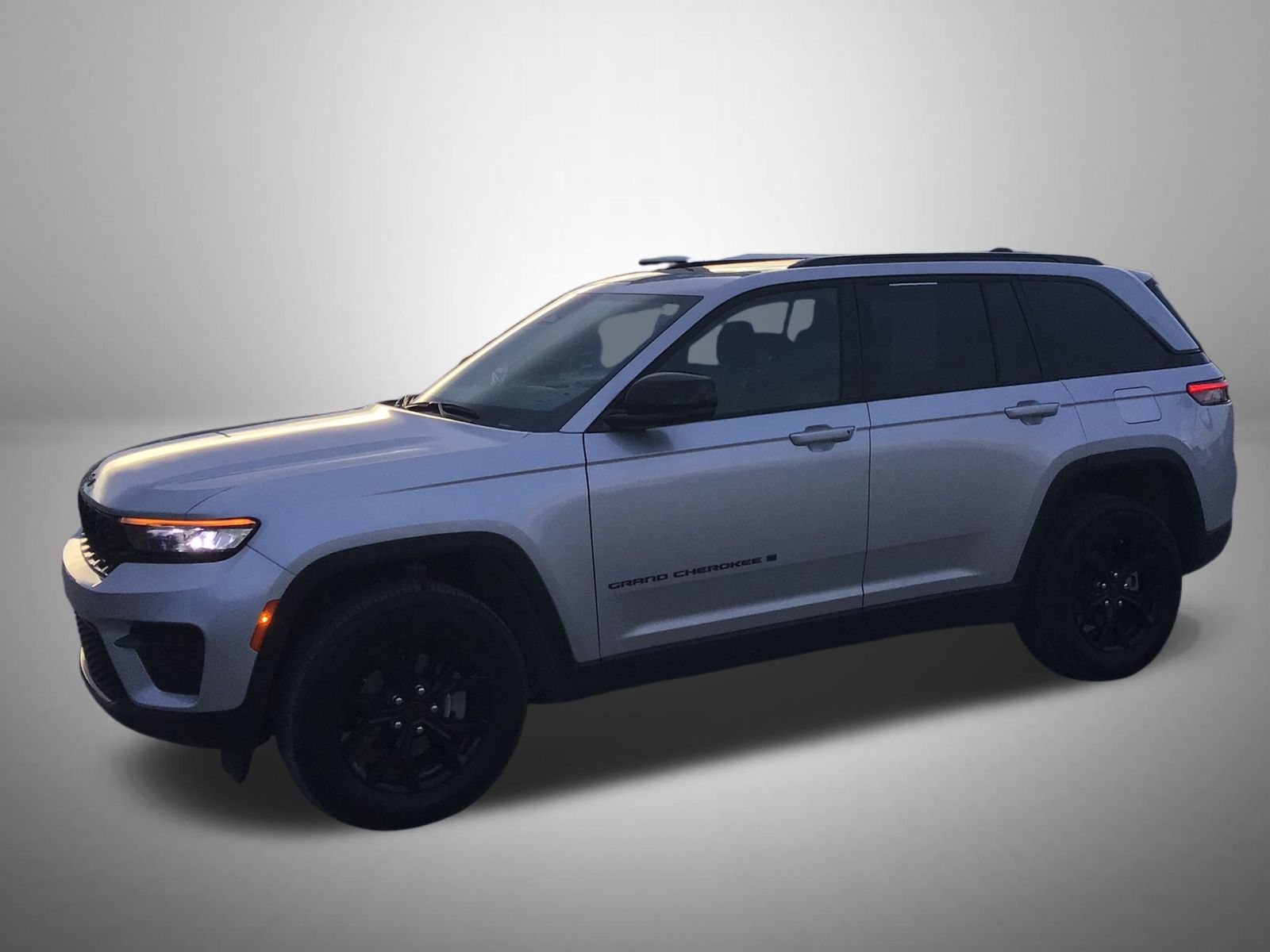 2024 Jeep Grand Cherokee Altitude's photo