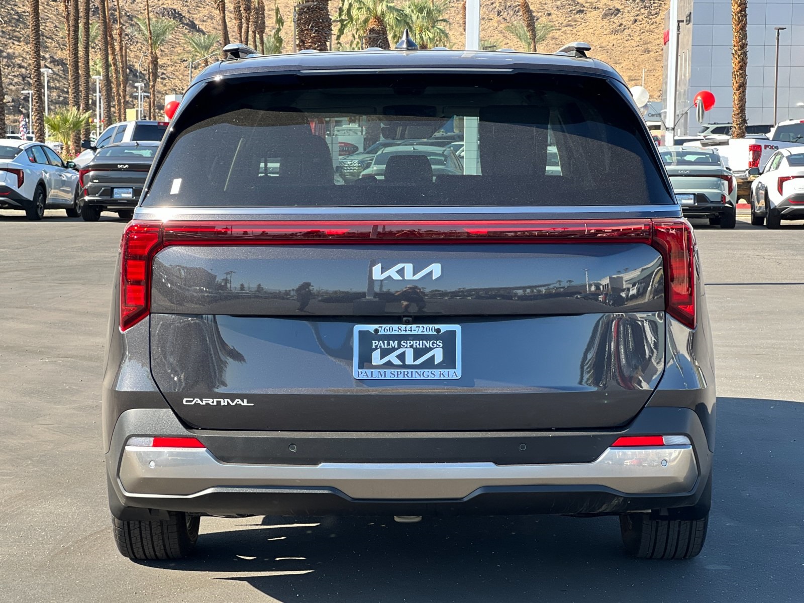 2026 Kia Carnival SX photo 4
