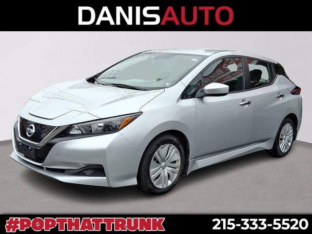 2022 Nissan LEAF S's photo