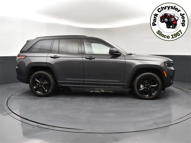 2024 Jeep Grand Cherokee Limited's photo