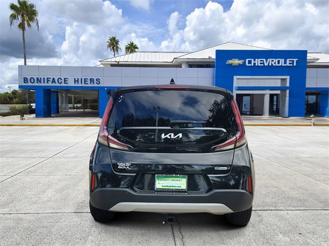 2023 Kia Soul EX photo 4
