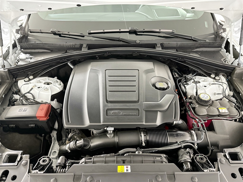 2026 Land Rover Range Rover Velar SE photo 24