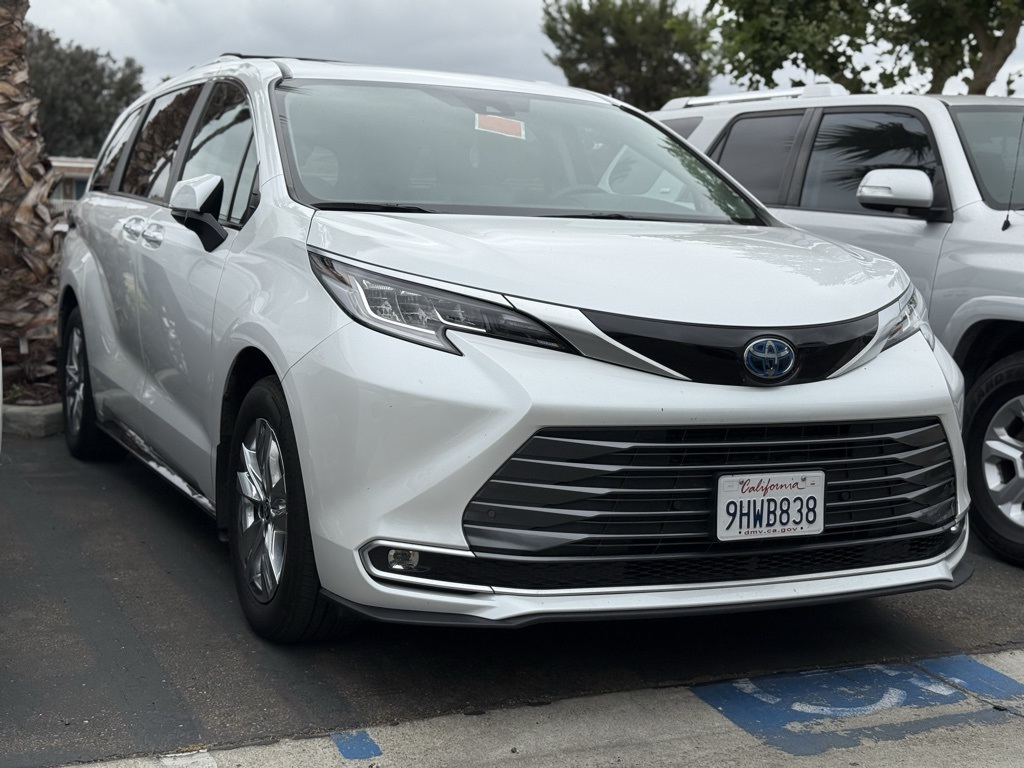 Used 2023 White Toyota Limited image 1