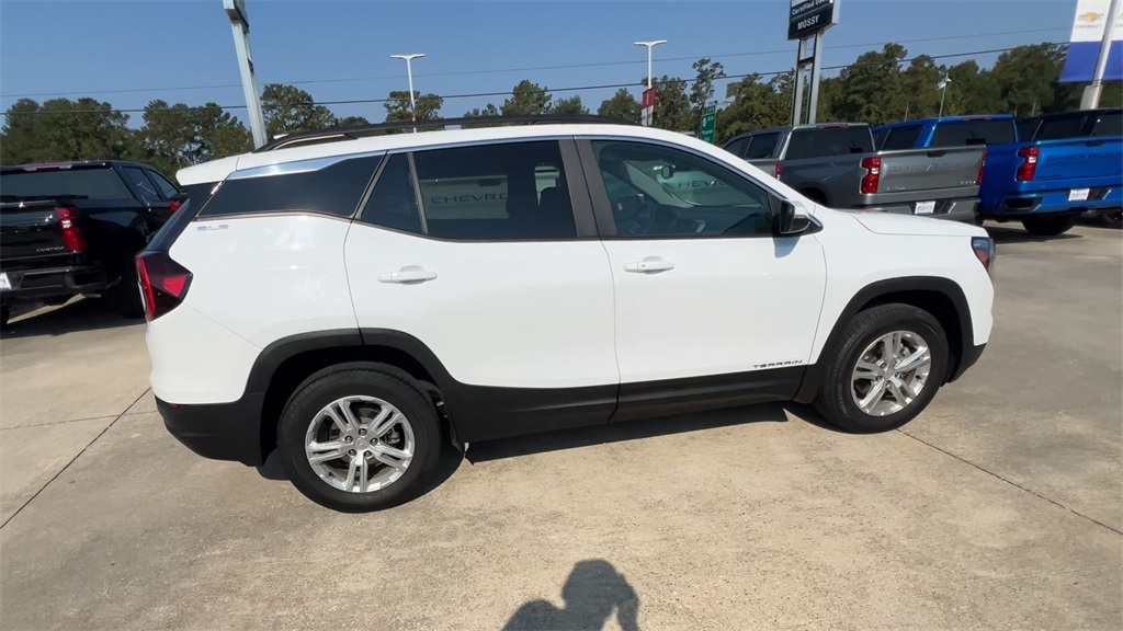 2023 Gmc Terrain SLE photo 6
