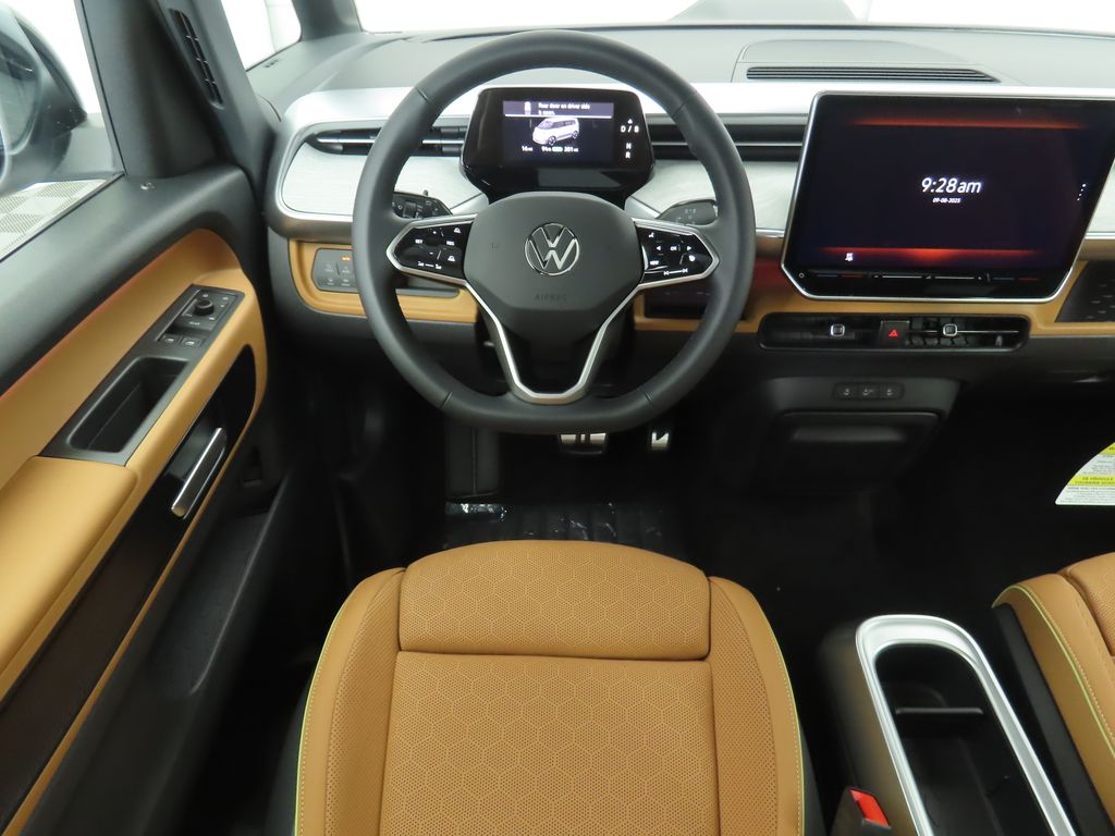 2025 Volkswagen ID. Buzz Pro Plus photo 10