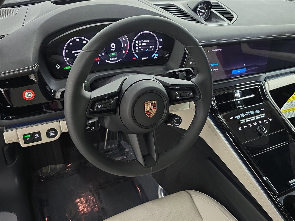 2026 Porsche Panamera E-Hybrid 4 photo 4