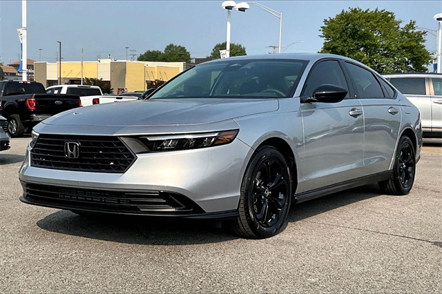 2025 Honda Accord SE's photo