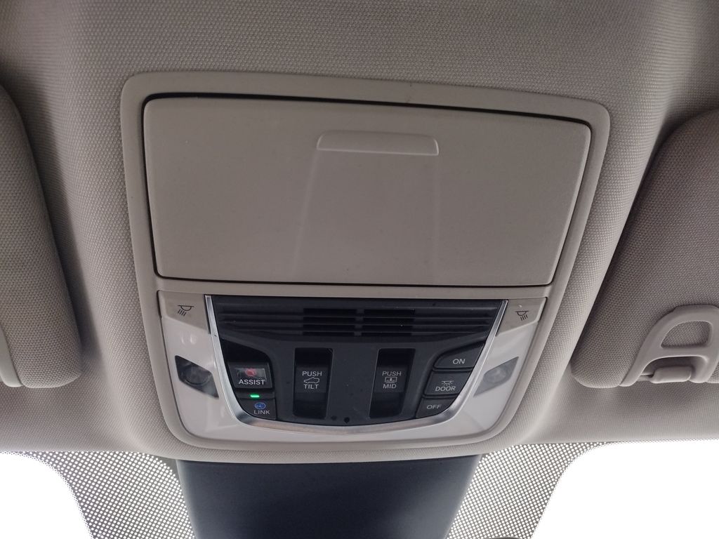 2024 Acura MDX SH-AWD photo 33
