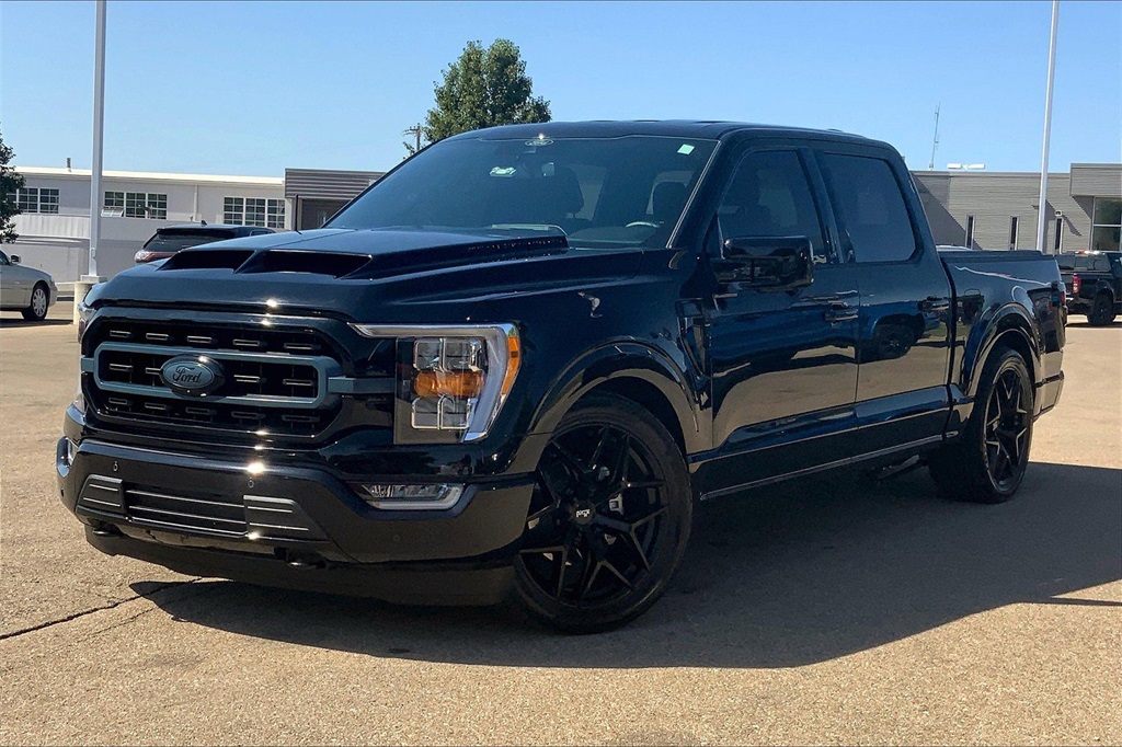 2021 Ford F-150 XLT's photo