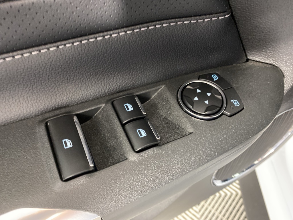 2022 Ford Mustang EcoBoost Premium photo 25