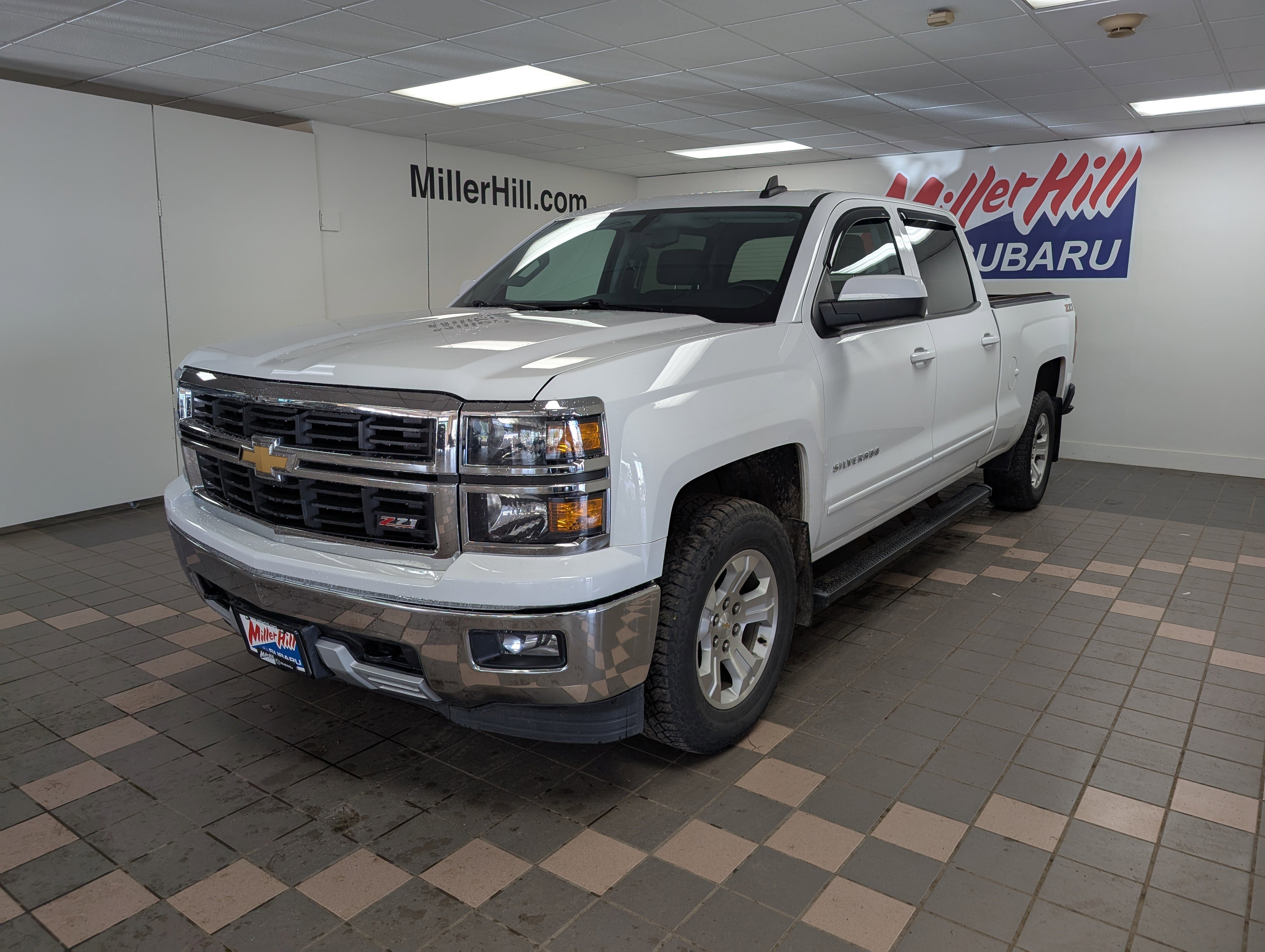 Used 2015 Chevrolet Silverado 1500 LT with VIN 3GCUKREC3FG177729 for sale in Hermantown, Minnesota