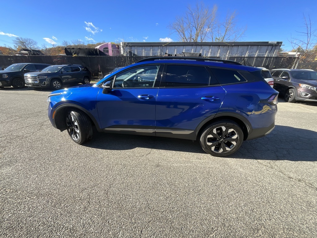 2023 Kia Sportage X-Line photo 2