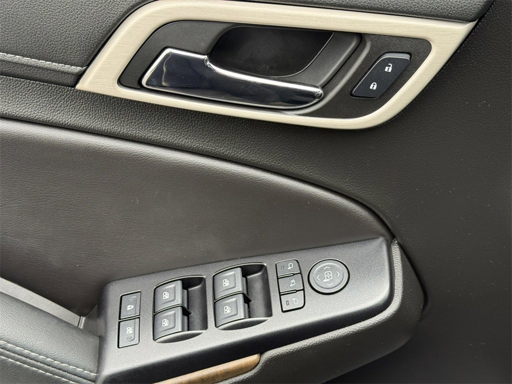 2018 GMC YUKON - Image 13