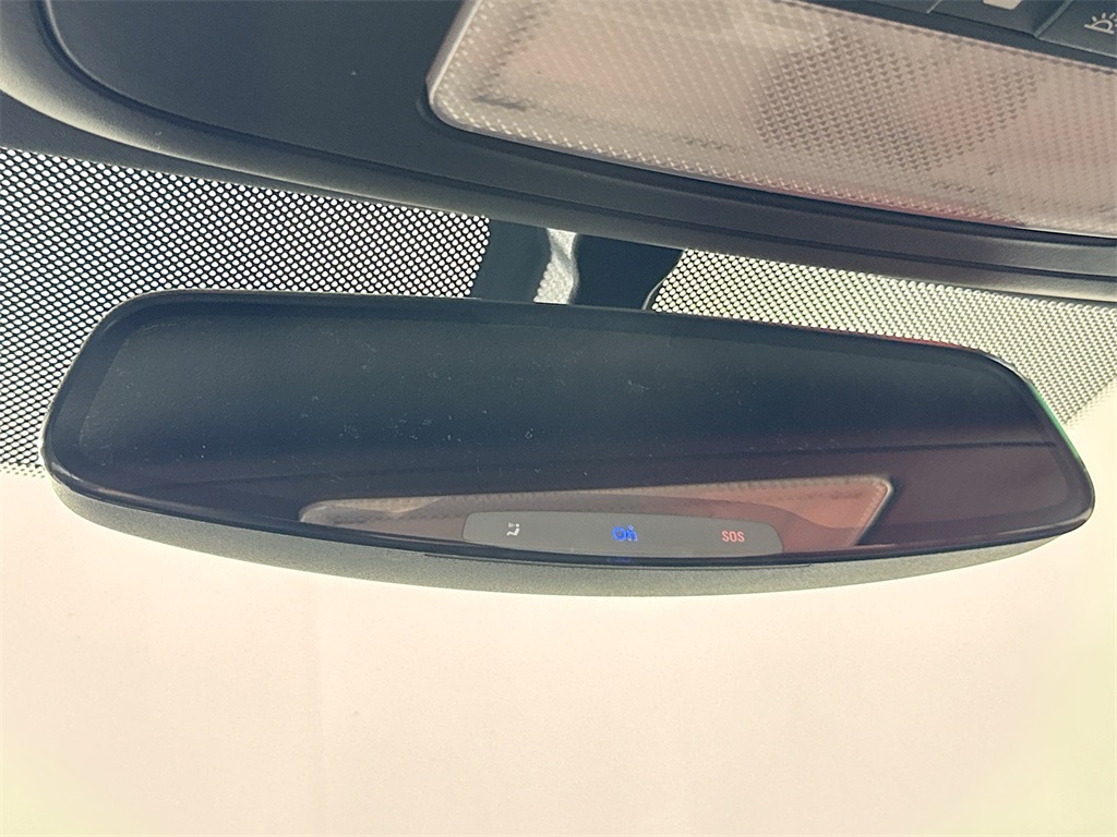 2013 Chevrolet Camaro 2LT photo 35