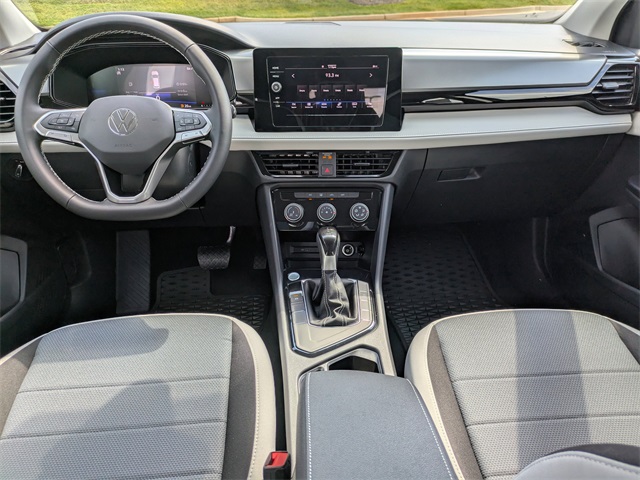 2025 Volkswagen Taos S photo 14