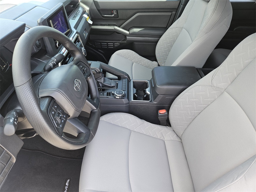 2025 Toyota Tacoma SR5 photo 8