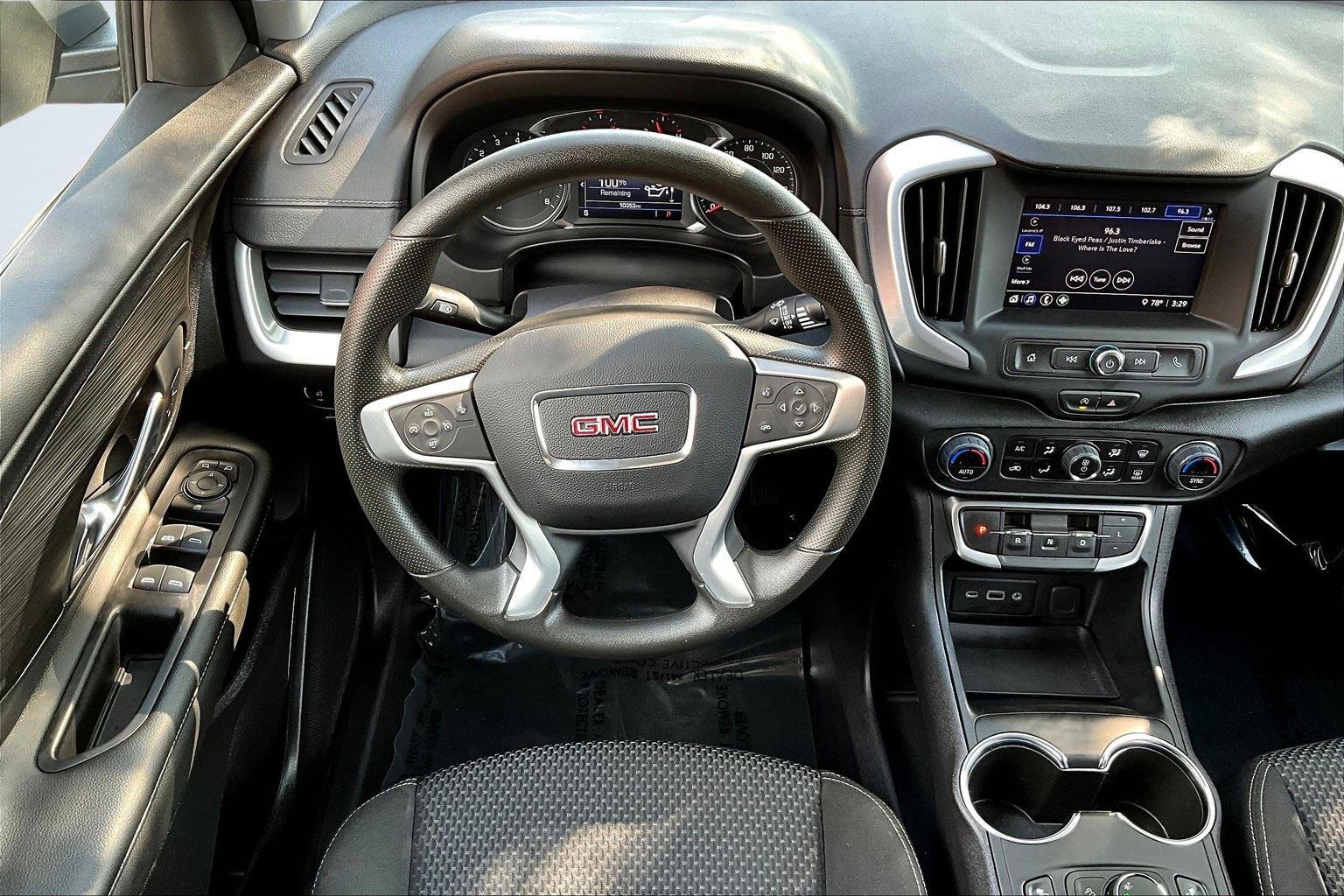 2024 Gmc Terrain SLE photo 4