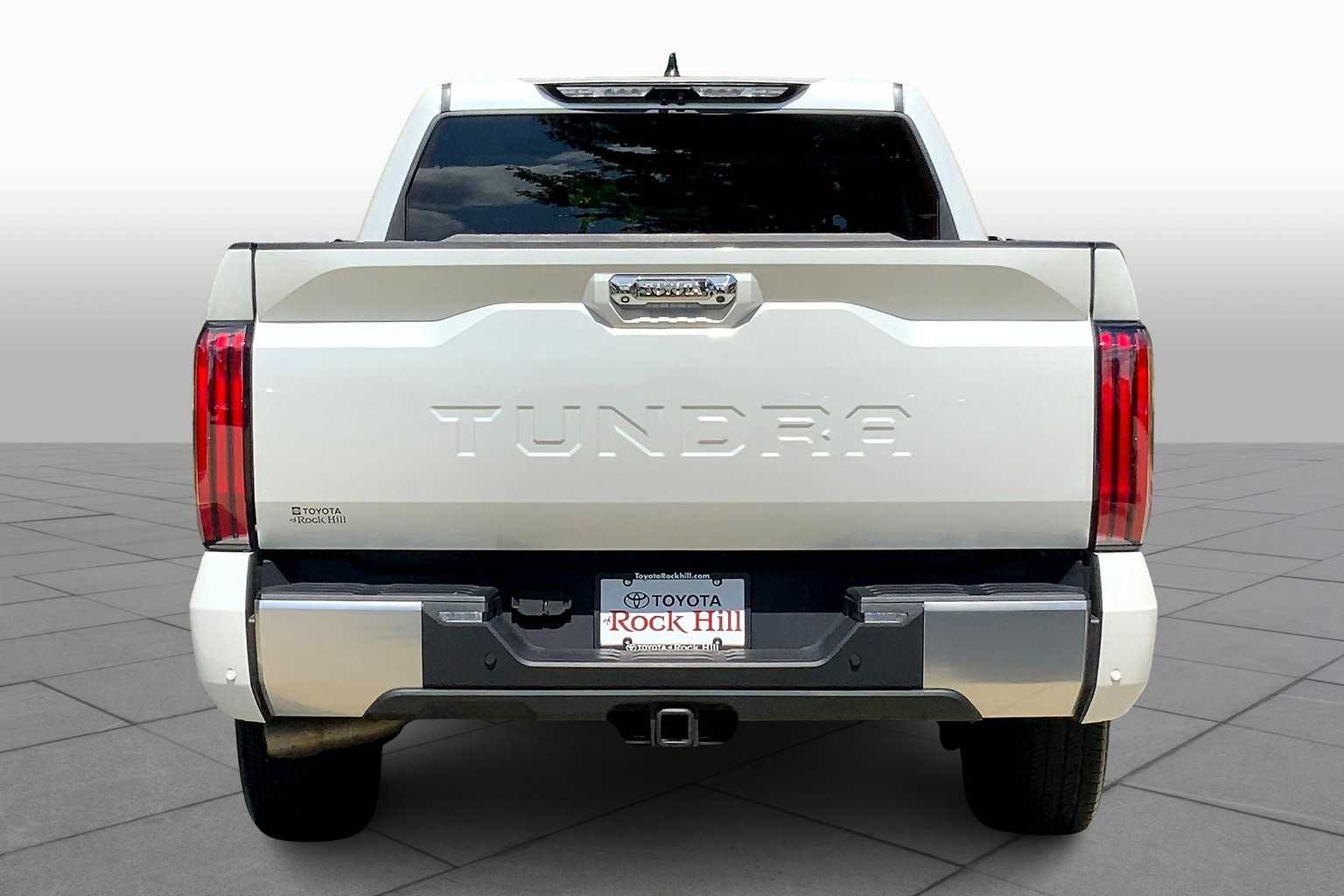 2023 Toyota Tundra Limited CrewMax photo 4