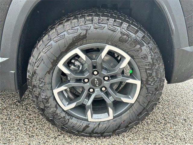 2026 Chevrolet Equinox ACTIV photo 4